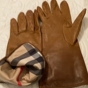 Burberry Tan Ombré Leather Gloves with London print inside gloves